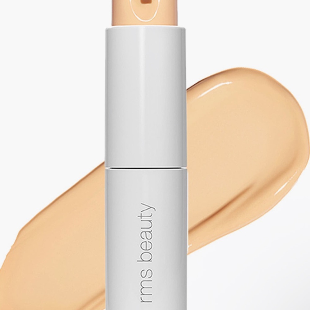 NIB RMS Beauty ReEvolve Natural Finish Liquid
Foundation Color# 11.5